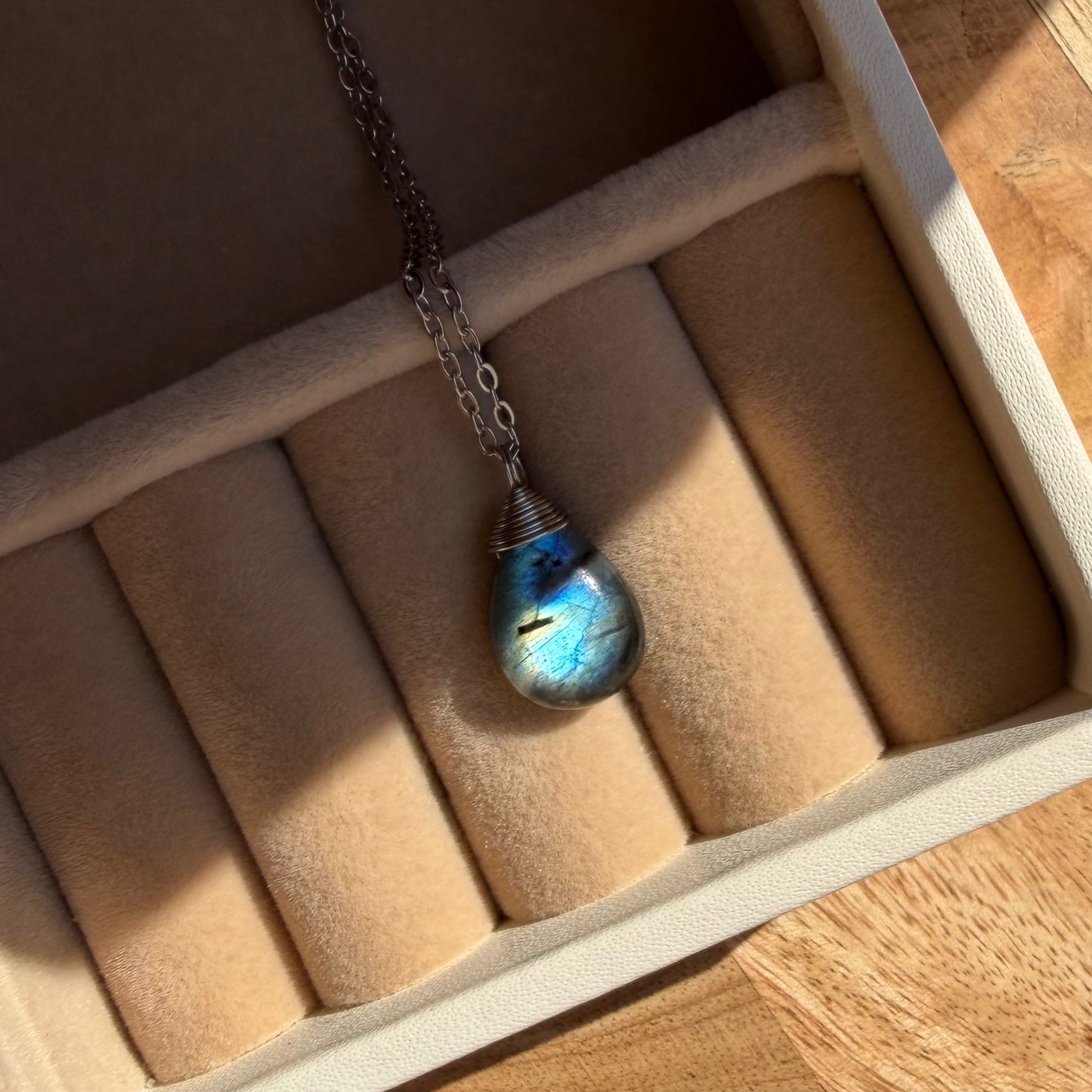 Labradorite Pendant